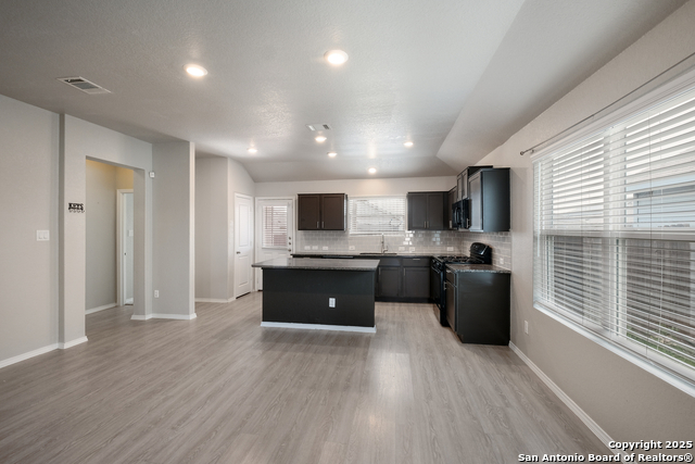 Image 10 of 31 For 9722 Marbach Hill