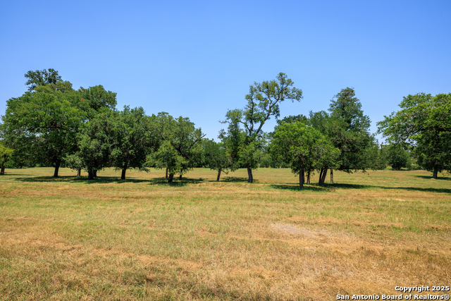 Listing photo id 0 for Lot20 Oak Mott Rd