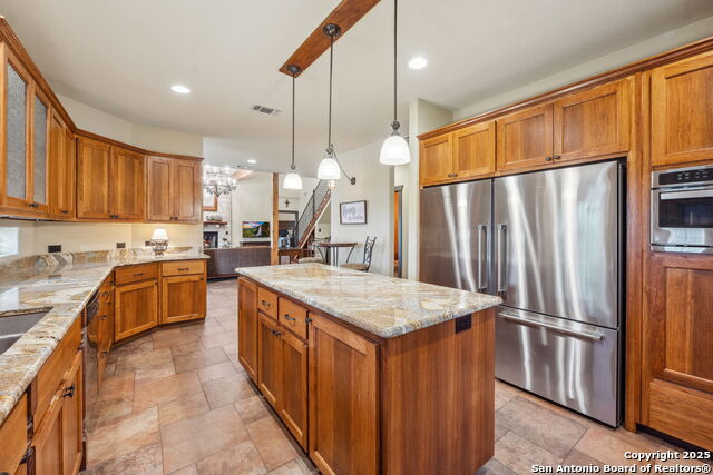 Listing photo id 9 for 219 Vista View