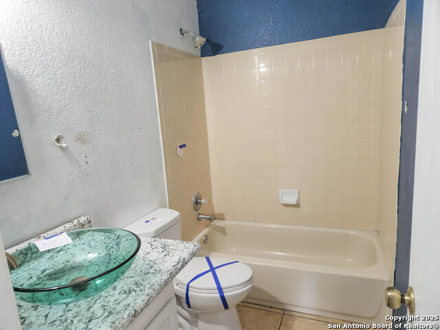 Listing photo id 11 for 430 Centro Hermosa