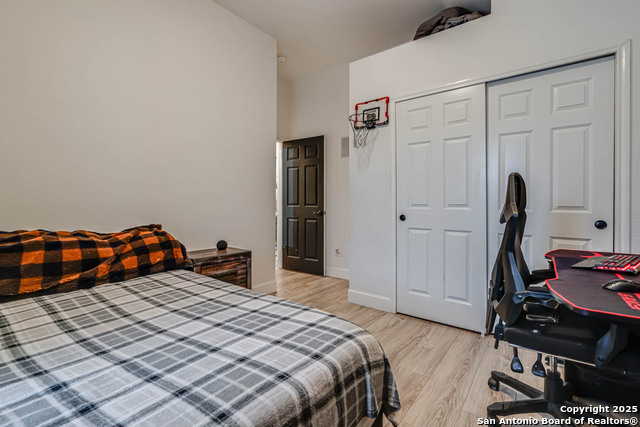 Image 23 of 28 For 11211 Dublin Ct