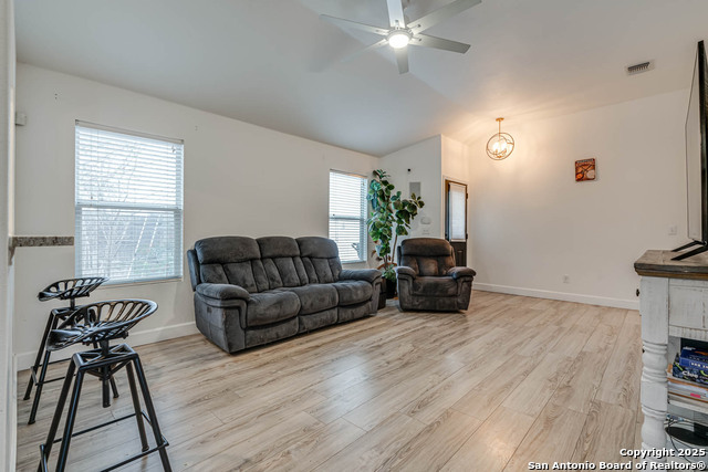Image 7 of 28 For 11211 Dublin Ct