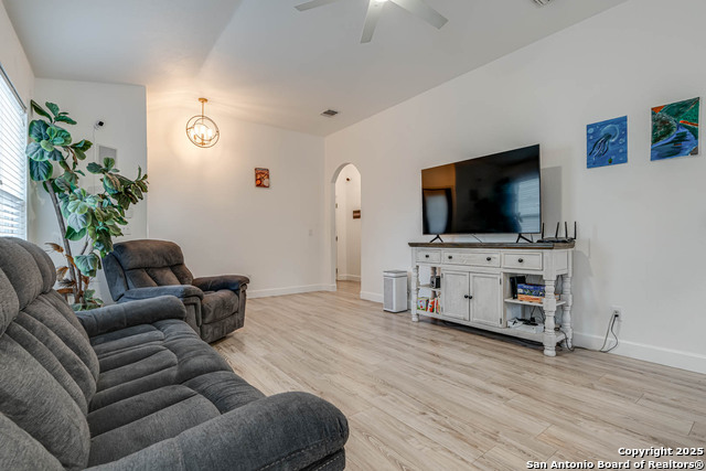 Image 8 of 28 For 11211 Dublin Ct