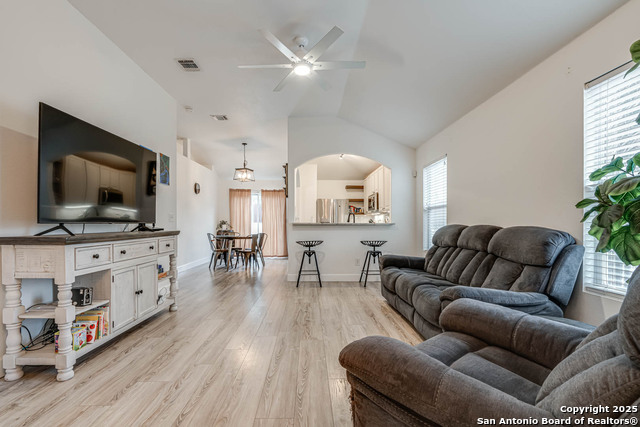 Image 9 of 28 For 11211 Dublin Ct