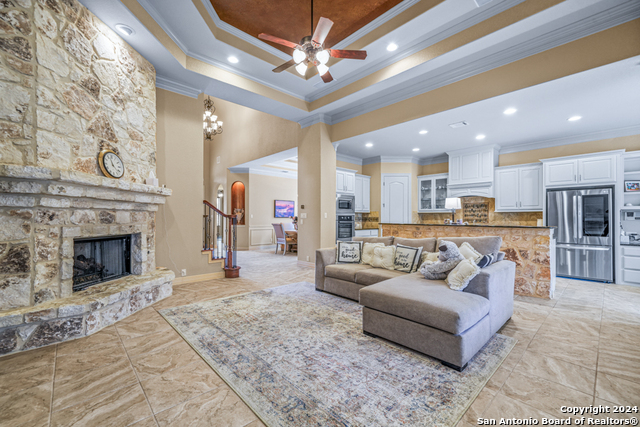 Listing photo id 9 for 1515 Melanie Cir