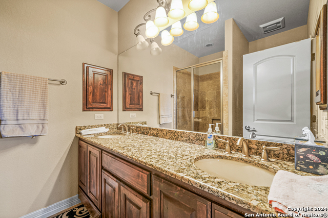 Listing photo id 24 for 1515 Melanie Cir