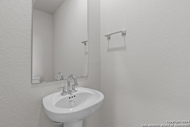 Image 22 of 29 For 5703 Quartz Terrace