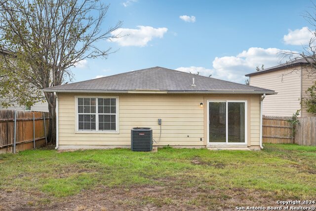 Listing photo id 23 for 3723 Candleglenn