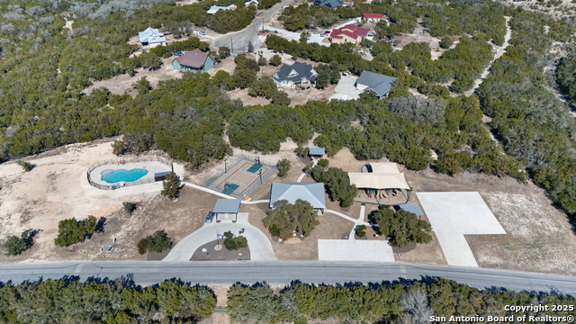 Listing photo id 11 for 42 Private Road 1718