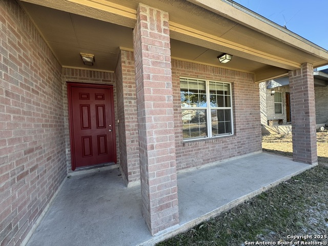 Listing photo id 2 for 10742 Shaencrossing