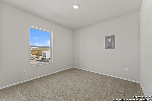 Listing photo id 4 for 20716 Olive Grove St