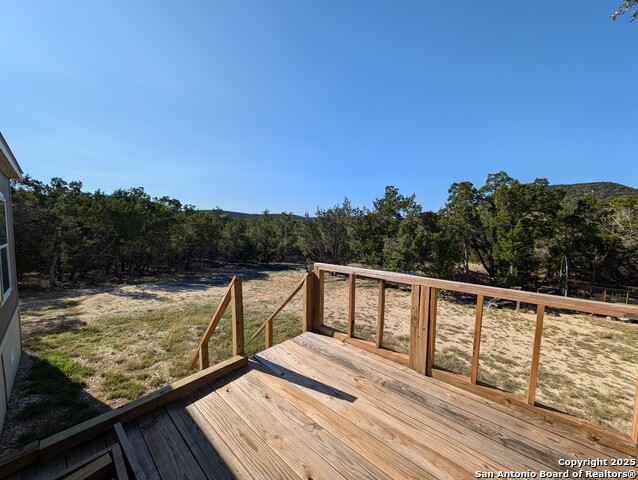 Listing photo id 4 for 343 Live Oak