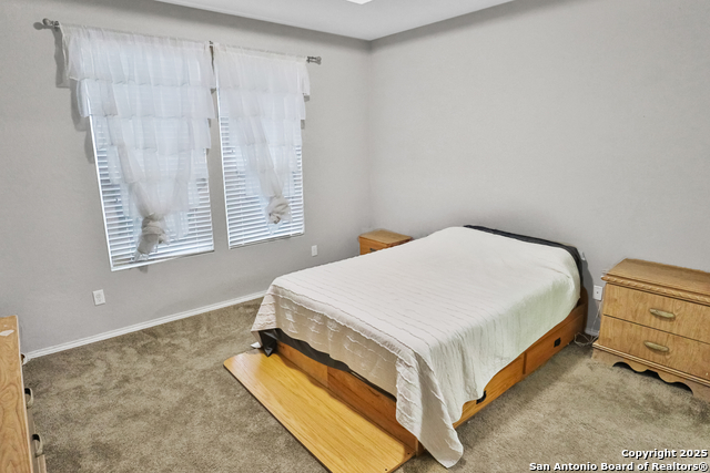 Image 17 of 20 For 9528 Madison Crk