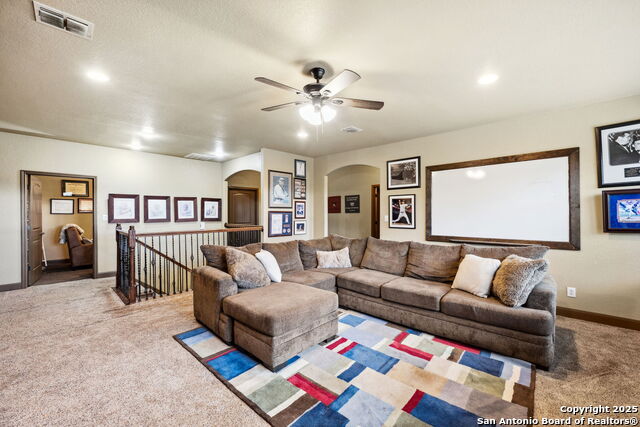 Listing photo id 34 for 190 Saddle Ridge