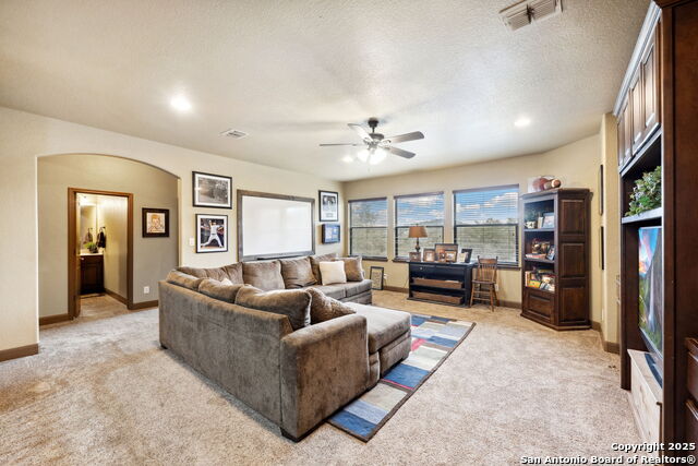 Listing photo id 35 for 190 Saddle Ridge