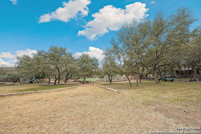 Listing photo id 44 for 190 Saddle Ridge