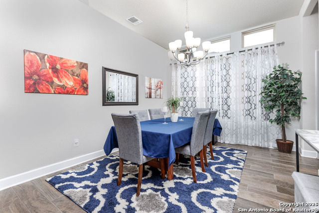 Listing photo id 12 for 610 Rancho Guerra