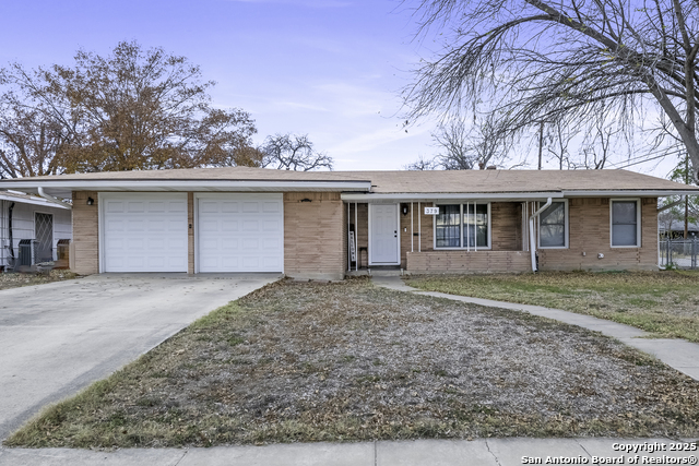 Details for 379 Pinewood Ln, San Antonio, TX 78216