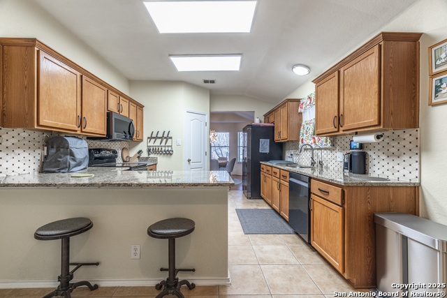 Listing photo id 14 for 9619 Krier Court