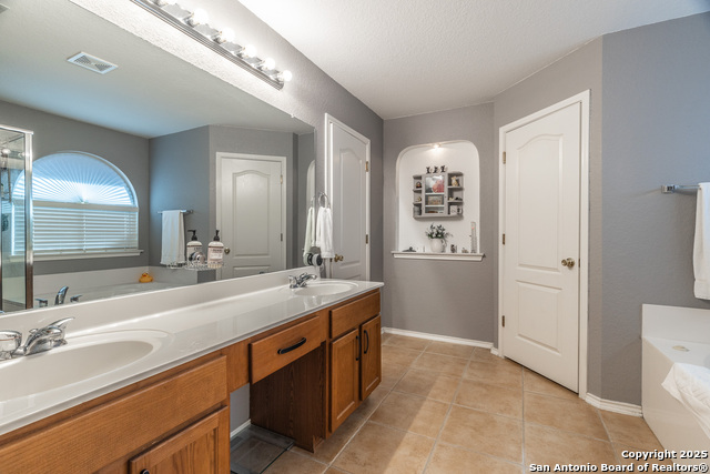 Listing photo id 20 for 9619 Krier Court