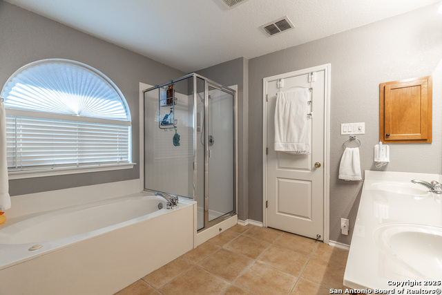 Listing photo id 21 for 9619 Krier Court