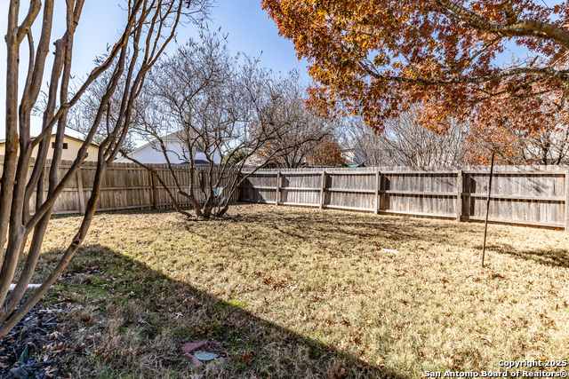 Listing photo id 29 for 9619 Krier Court