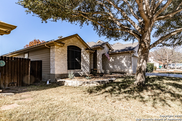 Listing photo id 40 for 9619 Krier Court