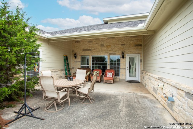 Image 22 of 28 For 113 Pond Creek Ln