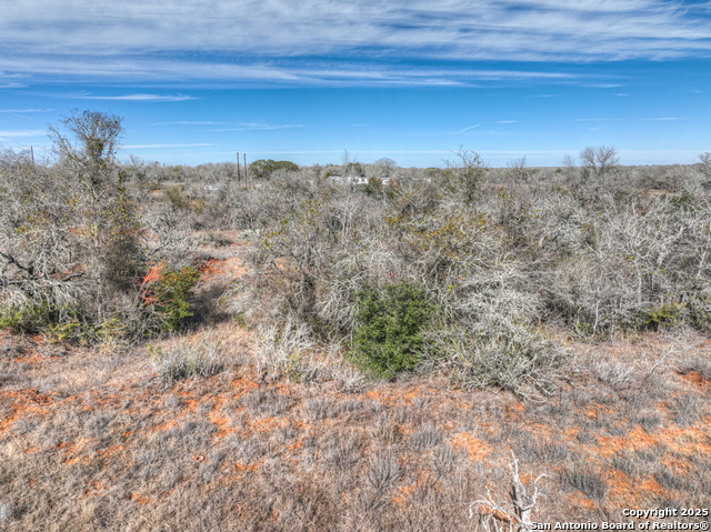 Listing photo id 26 for 881 Twin Creeks