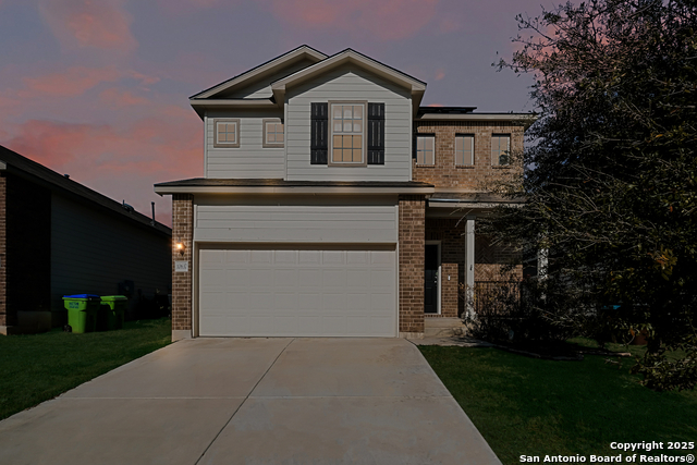 Listing photo id 0 for 10637 Jasmine Bluff