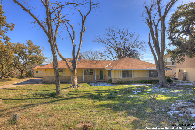 Details for 116 Crestview Dr, Canyon Lake, TX 78133