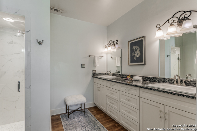 Listing photo id 22 for 614 Park Ave E