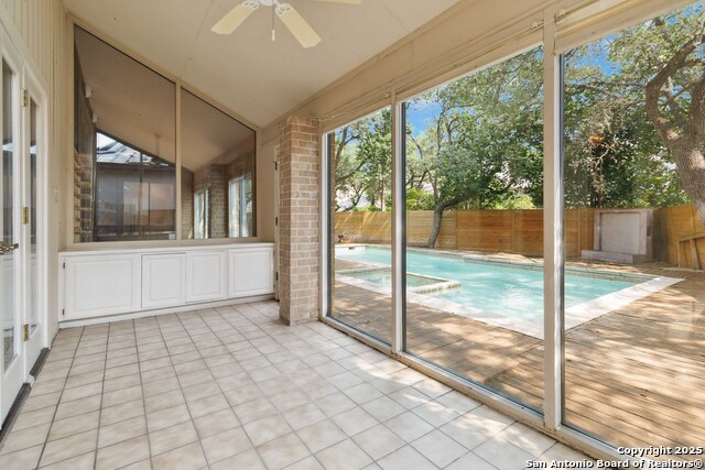 Listing photo id 19 for 12519 Elm Manor St
