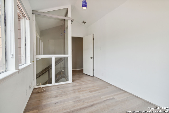 Listing photo id 22 for 12519 Elm Manor St