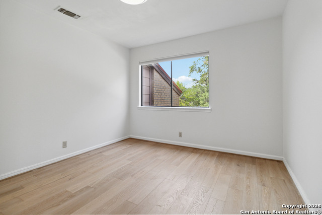 Listing photo id 23 for 12519 Elm Manor St