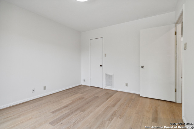 Listing photo id 24 for 12519 Elm Manor St