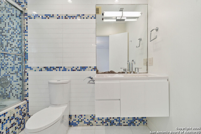 Listing photo id 30 for 12519 Elm Manor St