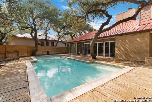 Listing photo id 35 for 12519 Elm Manor St