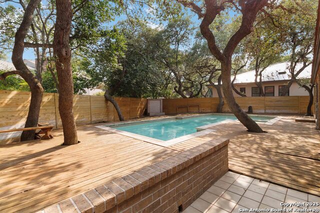 Listing photo id 37 for 12519 Elm Manor St