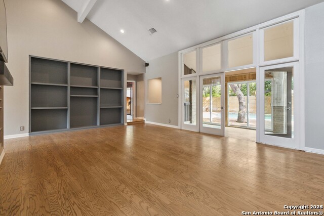 Listing photo id 6 for 12519 Elm Manor St