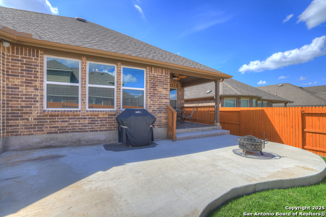 Listing photo id 33 for 2287 Gran Cielo Trl