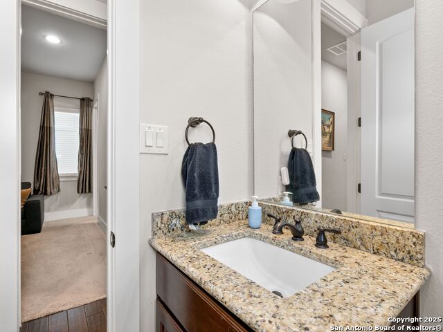 Listing photo id 10 for 4616 Avery Way