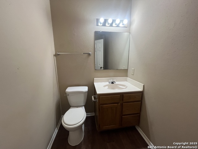 Listing photo id 21 for 8028 Sunshine Tower