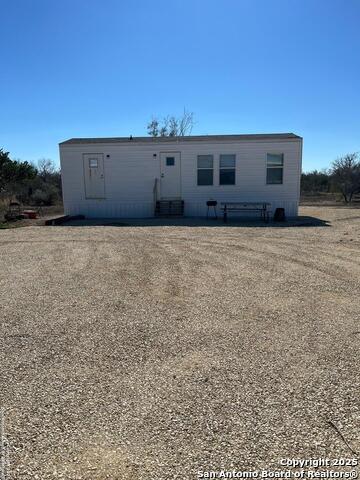 Listing photo id 10 for 1509 Westward Trl