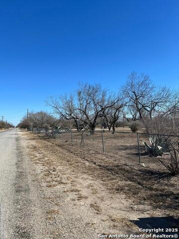 Listing photo id 0 for 1509 Westward Trl