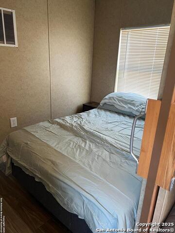 Listing photo id 18 for 1509 Westward Trl