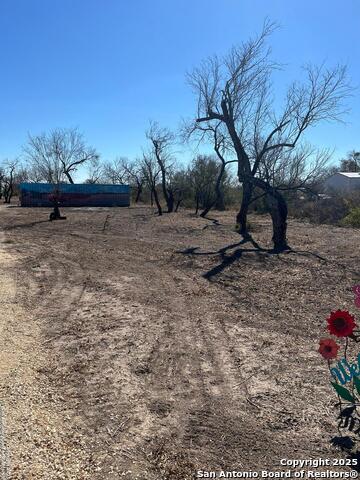 Listing photo id 3 for 1509 Westward Trl