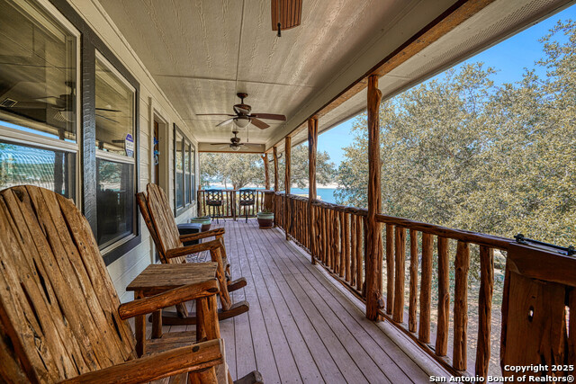 Listing photo id 28 for 914 Pebble Beach Dr