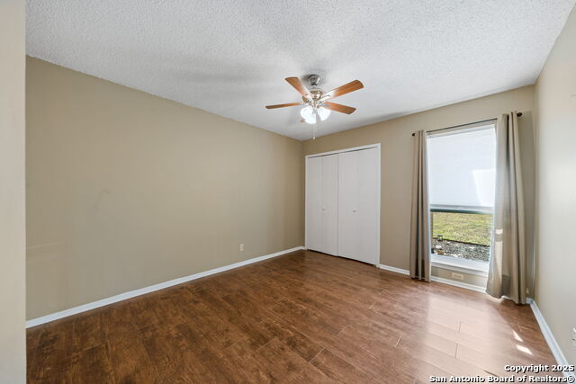 Listing photo id 18 for 2923 Eisenhauer Rd