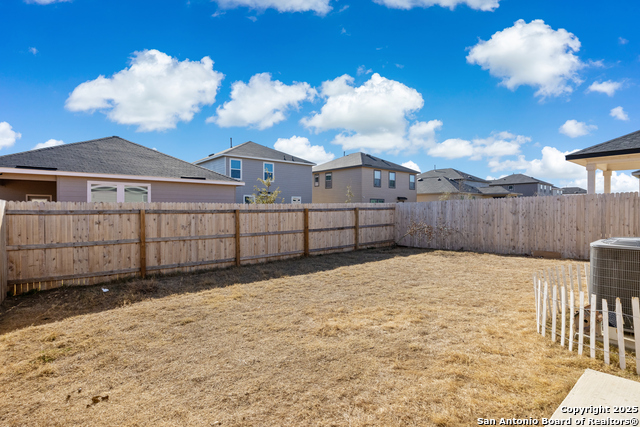 Listing photo id 22 for 14414 Calaveras Cove